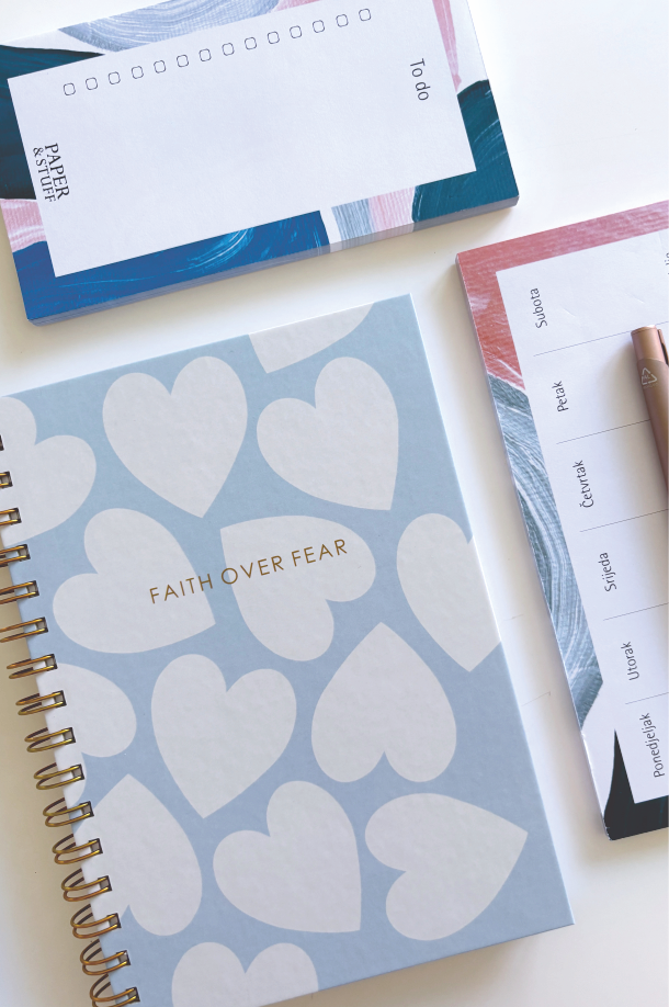 POKLON PAKET PLANNER ADDICT FAITH