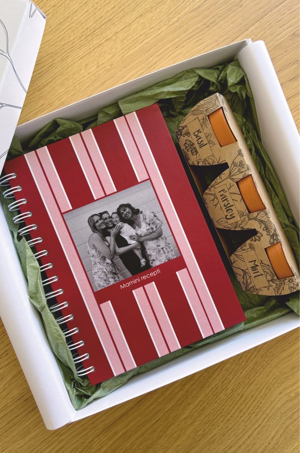 COOKING PAKET SA ZAČINIMA I FOTOGRAFIJOM